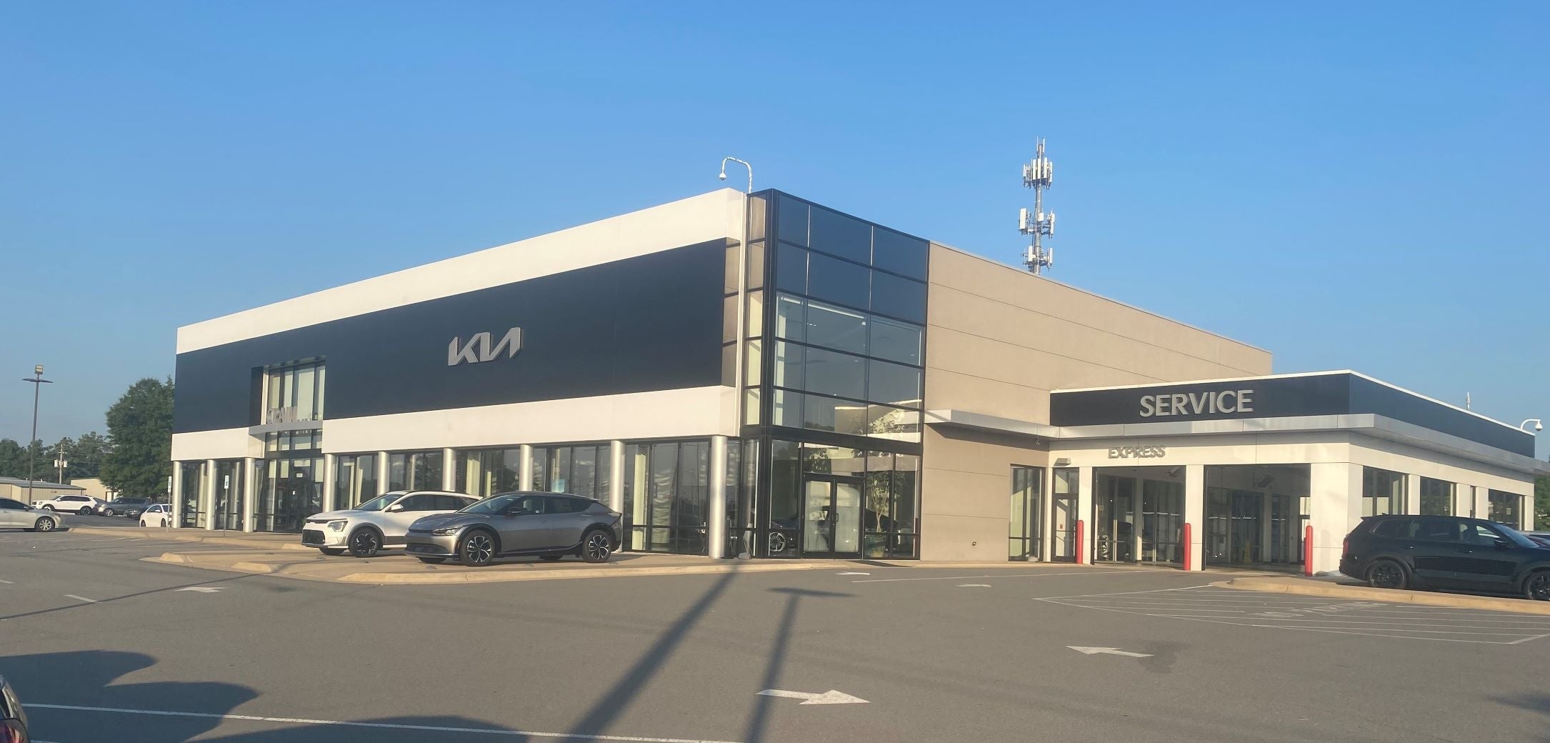 Crain Kia of Sherwood